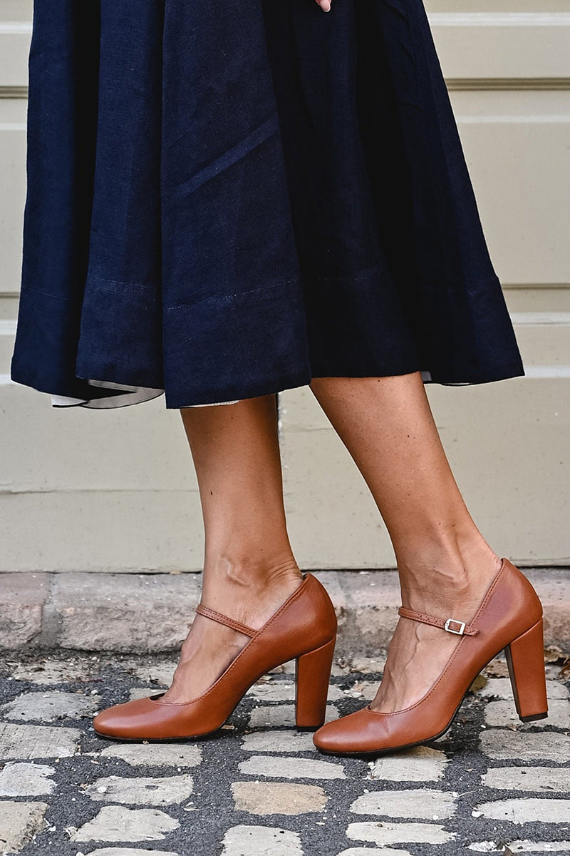 Sandalias Elegantes con Tiras Caella