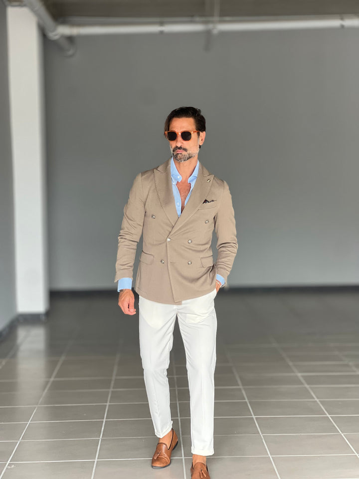 Chaqueta color barro con trabajo de panal