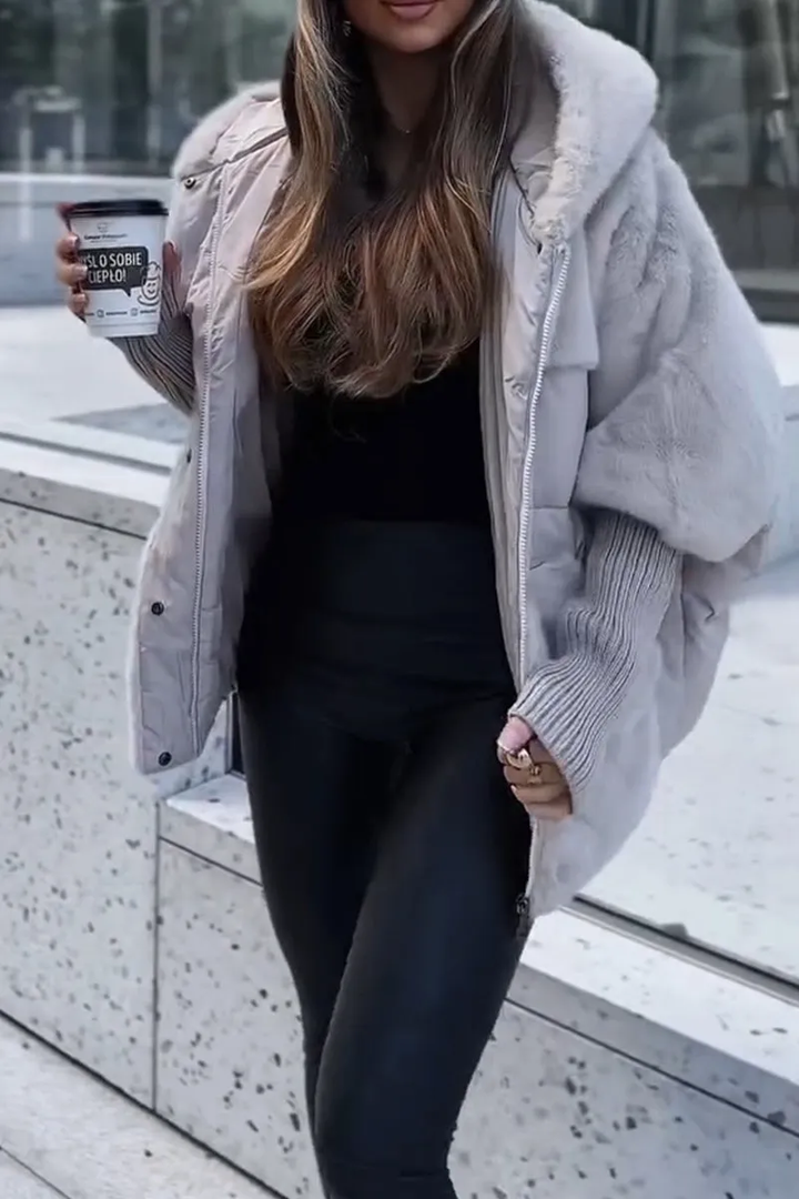 Riley | Chaqueta Bomber con Capucha Moderna y Lujosa