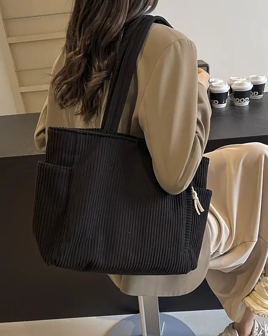 Tilda – Bolso tote acanalado con detalle de cordón