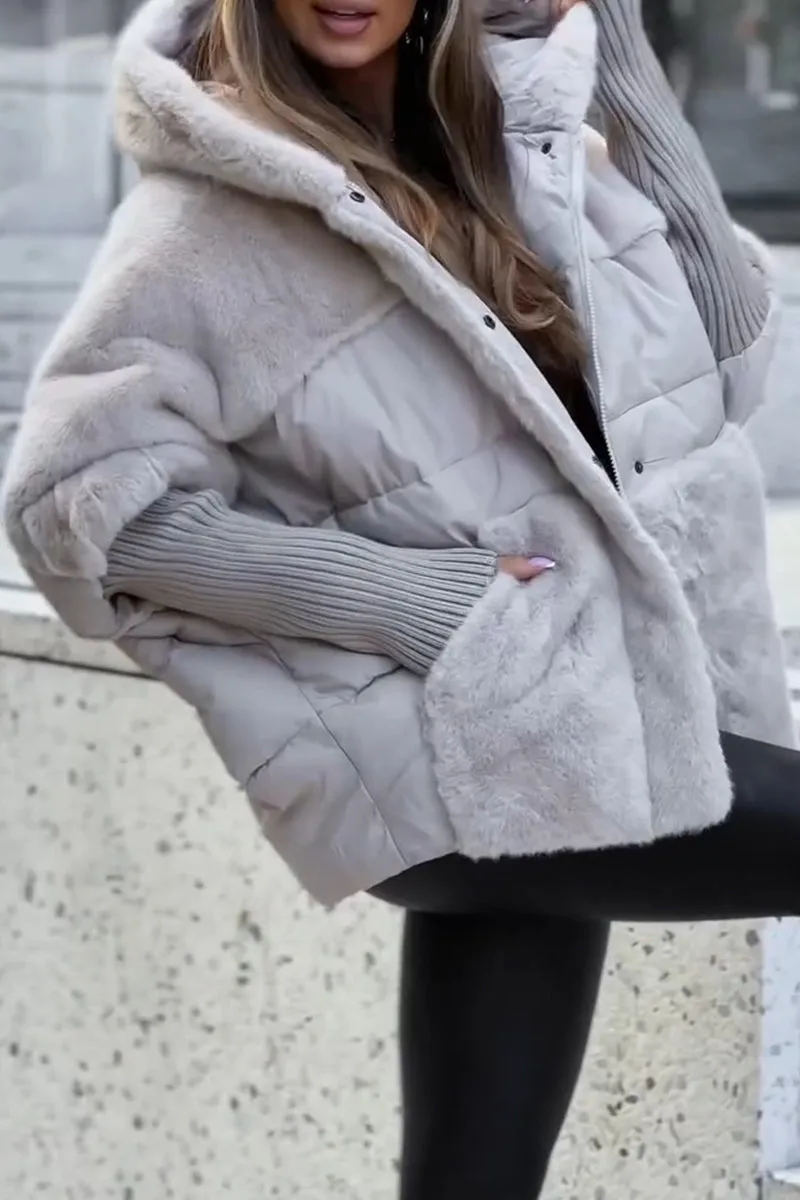 Riley | Chaqueta Bomber con Capucha Moderna y Lujosa