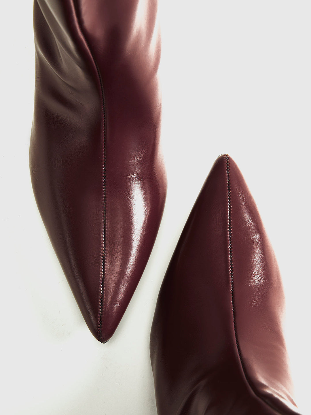 Botines de Tacón Bajo con Punta en Pico