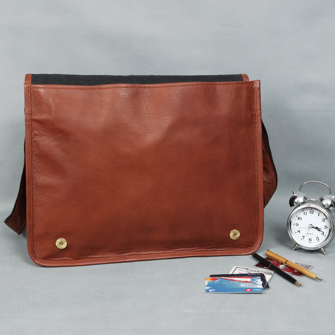 Bolsa mensajero Summit de cuero hecha a mano para hombre
