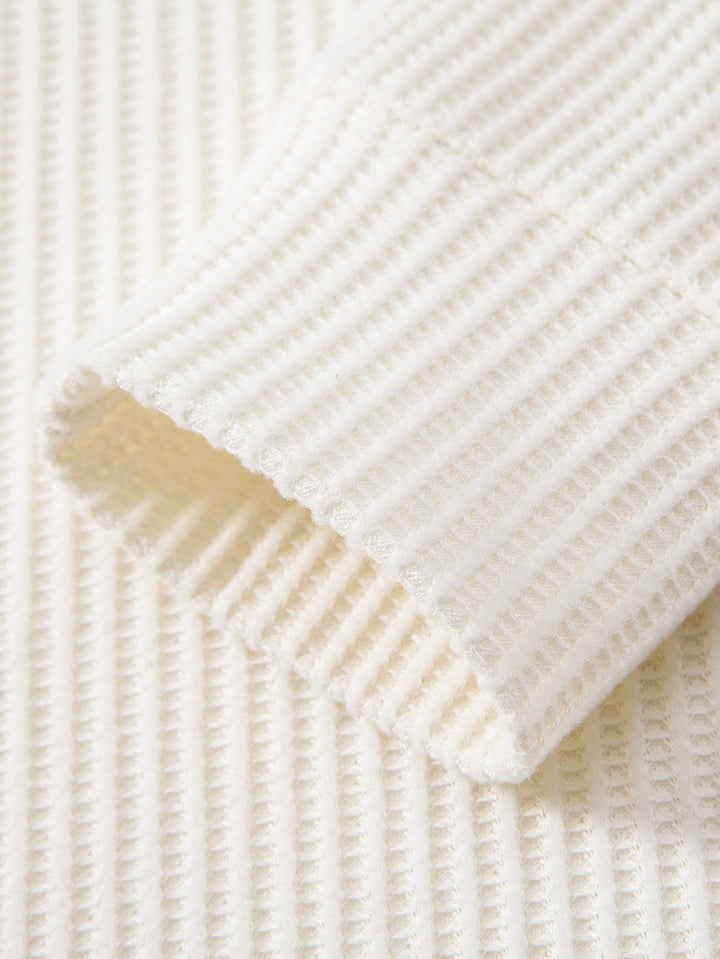 Polo Tejido con Textura Waffle de Manga Larga