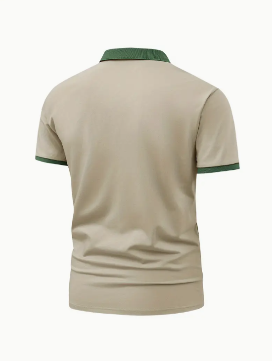 Camisa clásica de hombre de manga corta entallada con solapa.